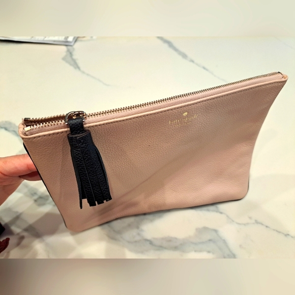 Kate Spade Leather Clutch Black Tassel On ZIPPER Multi Purpose Case - Picture 8 of 8